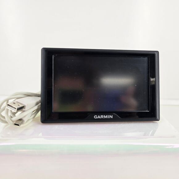 Garmin Nuvi 55 5″ GPS – 145-01615-11 – Tested, Works, with Cord - Picture 2 of 5